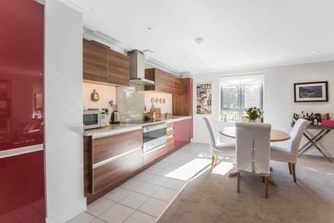 3 bedroom flat to rent, Furnace House, Waterfront, Oxford