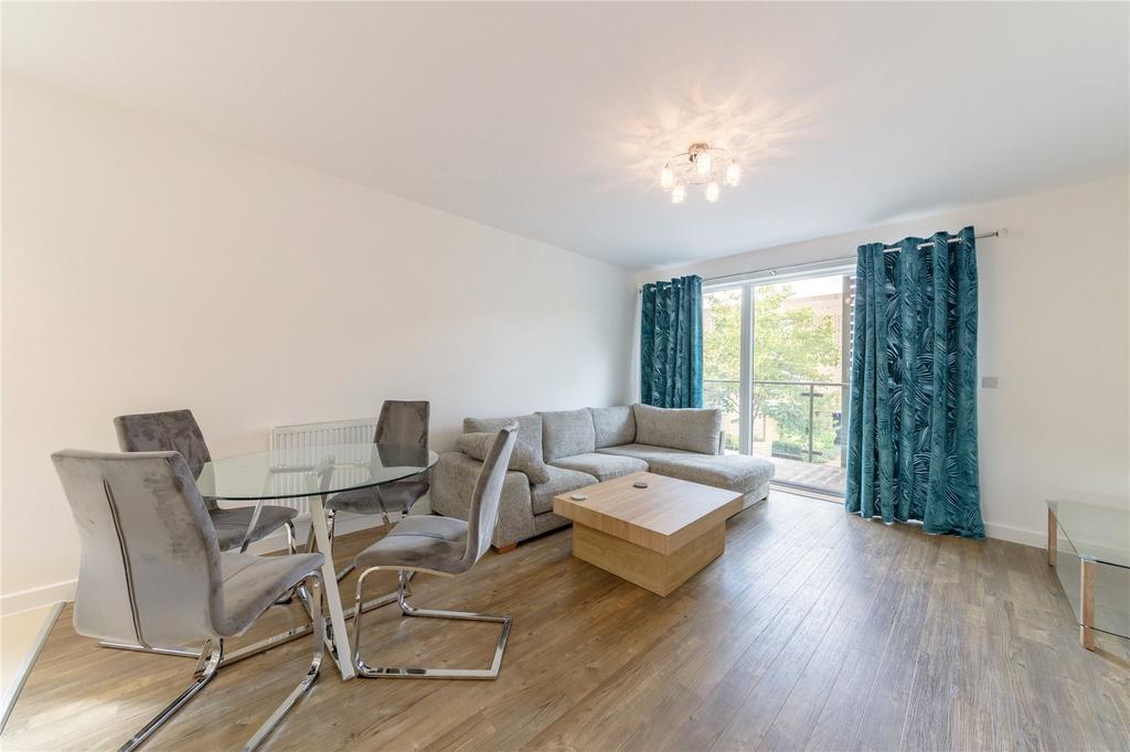 Apartment in Cambridge - View 5