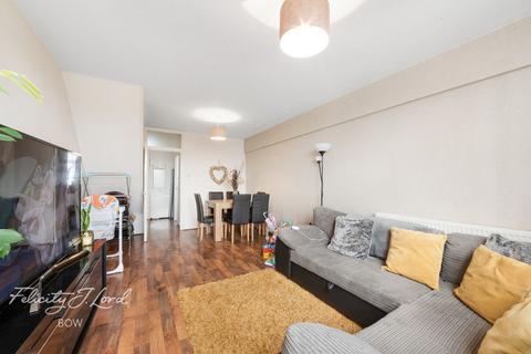 2 bedroom flat for sale, Johnson House, Roberta Street, London