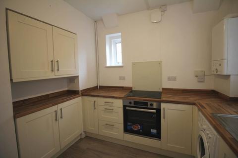 3 bedroom flat to rent, Southside, Weston Super Mare