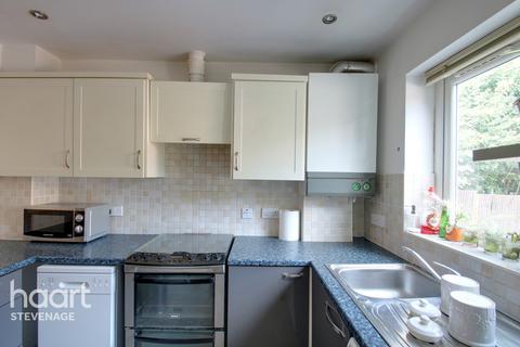 2 Blair Close, Stevenage, SG2 8DE