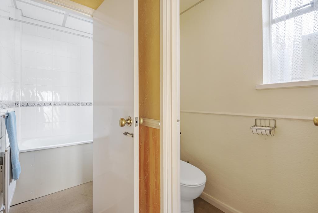 Bathroom / WC