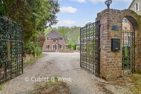 4 bedroom detached house for sale, East Street, Rusper, West Sussex