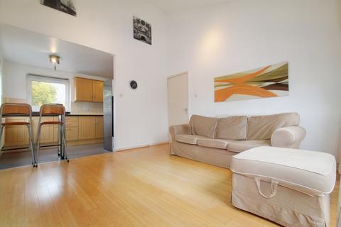 1 bedroom flat for sale - Braybourne Close, North Uxbridge, Middlesex