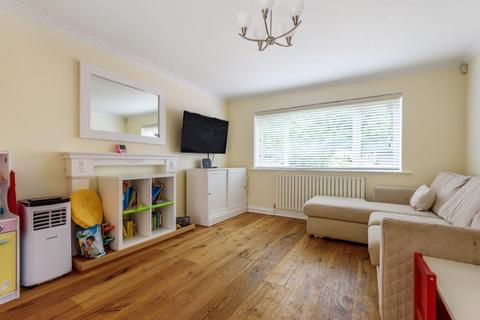 4 bedroom detached house to rent, Hosker Close,  Headington,  OX3