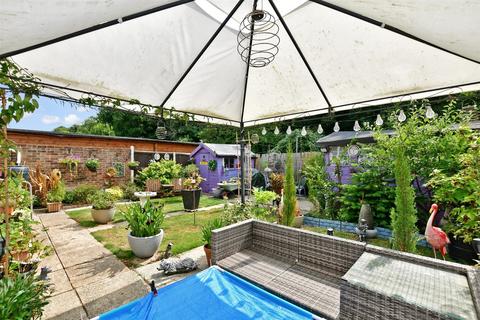 49 Cherry Gardens, Herne Bay, CT6 5QY