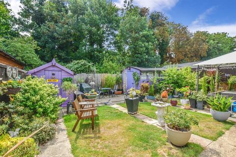 49 Cherry Gardens, Herne Bay, CT6 5QY