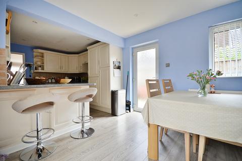 43 Aldsworth Close, Fairford, GL7 4LB