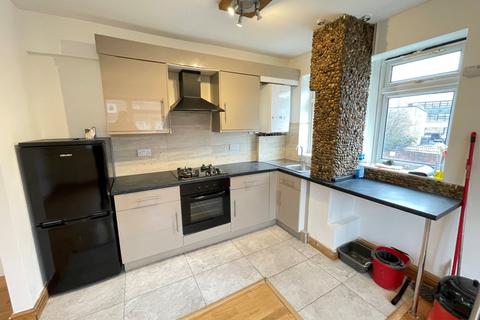 1 bedroom flat to rent, Mayes Road, Wood Green