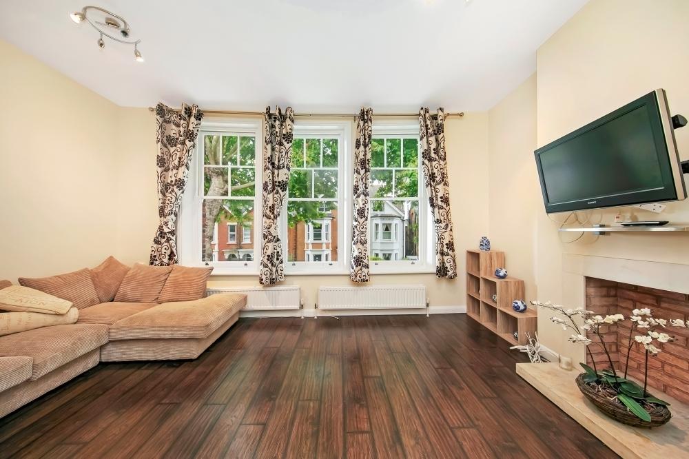 Road, Kew, Richmond, Surrey TW9 1 bed flat for sale £375,000