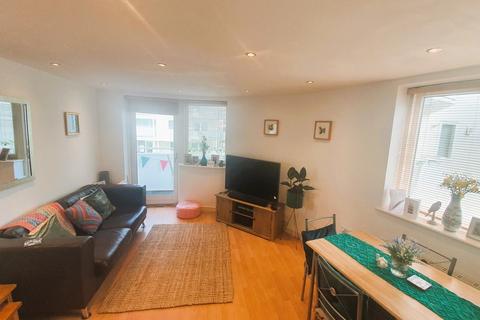 2 bedroom apartment to rent, Royal Quay, Wapping