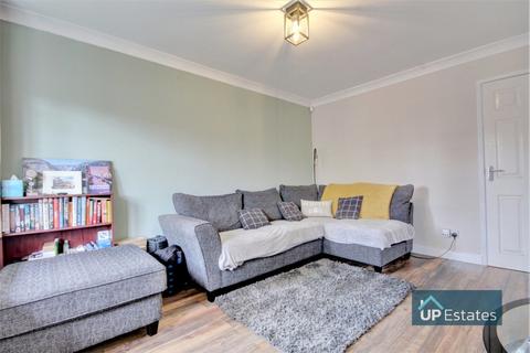 26 Cambridge Drive, Nuneaton, CV10 8LW