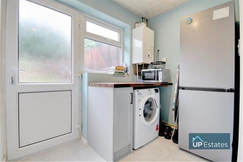 26 Cambridge Drive, Nuneaton, CV10 8LW