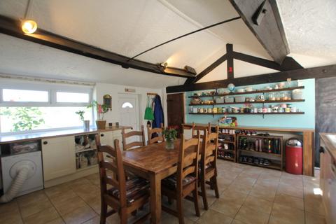 5 bedroom barn conversion for sale, Ferry Lane, Higher Ferry, Chester, Flintshire, CH1