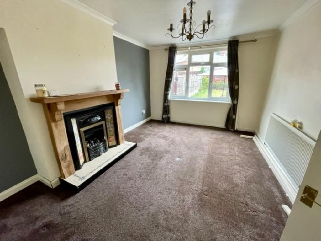 Olton Boulevard east, Acocks Green... 3 bed semidetached house £250,000
