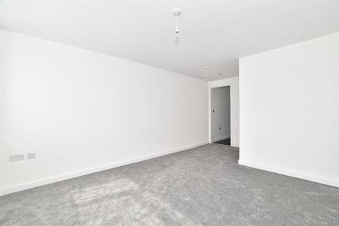 109 Beech Road, Horsham, RH12 4TY