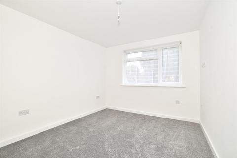 109 Beech Road, Horsham, RH12 4TY