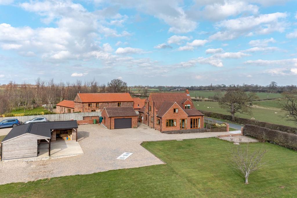 GRINDSTONE CROOK, Danby Wiske Road DL6 2NT 4 bed detached house for
