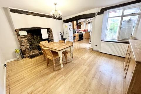 4 bedroom terraced house for sale - Fore Street, North Tawton