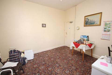 3 Caroline Road, Llandudno, LL30 2TY