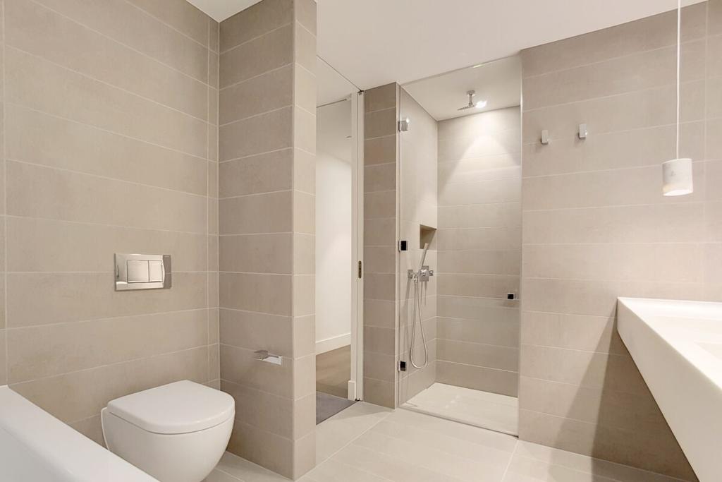 13 Master Ensuite 1