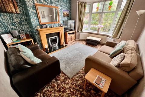 3 bedroom semi-detached house for sale - Marshalls Brow, Penwortham, Preston, PR1