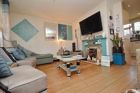 104 Withy Mead, London, E4 6JW