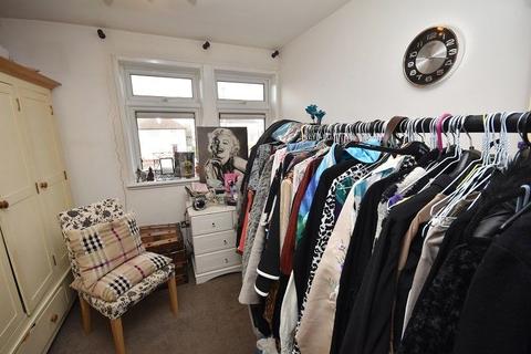 104 Withy Mead, London, E4 6JW