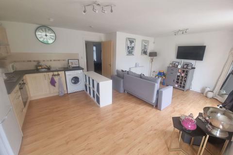 2 bedroom flat for sale, Pilch Lane, Liverpool, L14