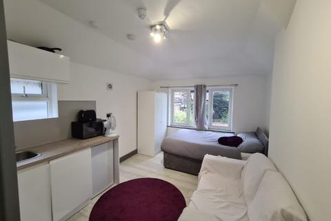House share to rent - Dollis Hill Lane,  NW2