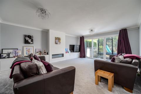 24 Barnbrook Road, Knowle, Solihull, B93 9PW