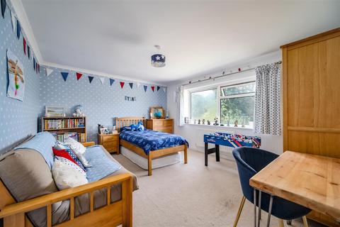 24 Barnbrook Road, Knowle, Solihull, B93 9PW