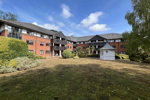 Flat 5, Booths Court Poplar Drive, Hutton, Brentwood, CM13 1YY