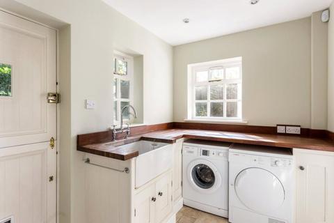3 bedroom semi-detached house to rent, Arden Grove, Harpenden, Hertfordshire, AL5
