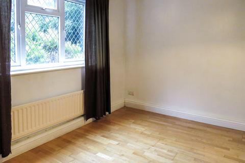 1 bedroom maisonette to rent, Westfield Road, Harpenden, Hertfordshire, AL5