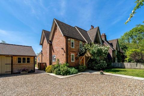 3 bedroom end of terrace house to rent, Windy Nook, Bower Heath Lane, Bower Heath, Harpenden, AL5