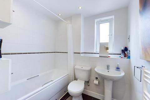 2 bedroom flat for sale - Kimber House, Southampton, Hampshire