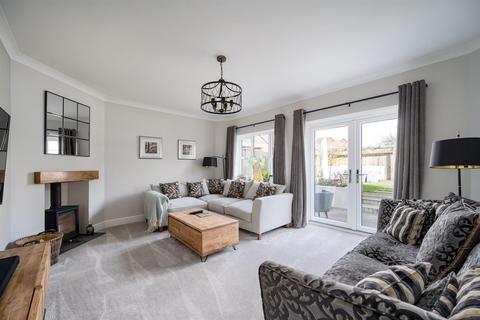 1 Dunham Croft, Dorridge, Solihull, B93 8RZ