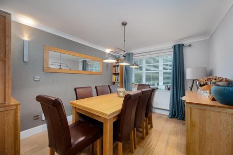 1 Dunham Croft, Dorridge, Solihull, B93 8RZ