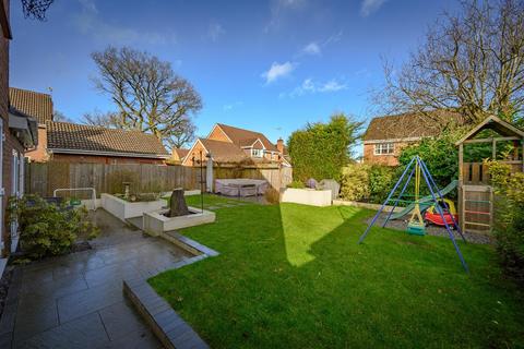 1 Dunham Croft, Dorridge, Solihull, B93 8RZ