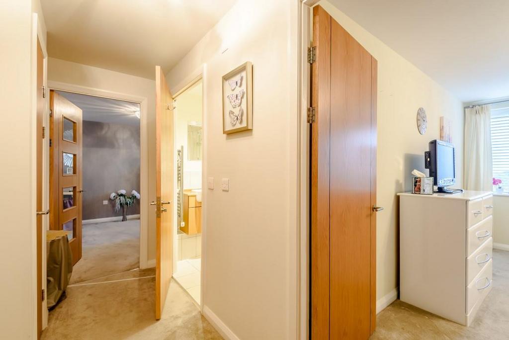 8514369-Interior16 (Medium).jpg