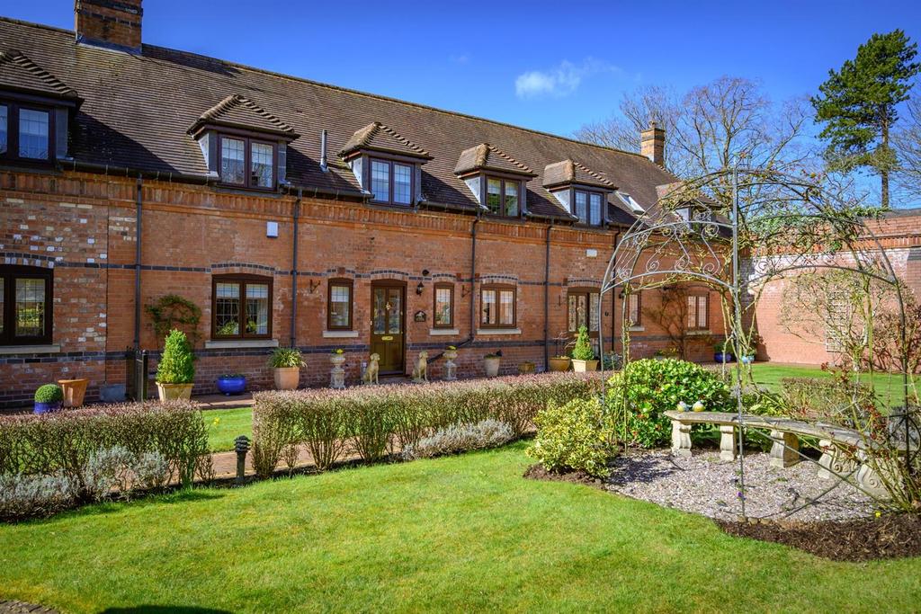 Warwick Road, Chadwick End, Solihull 3 bed barn conversion for sale £