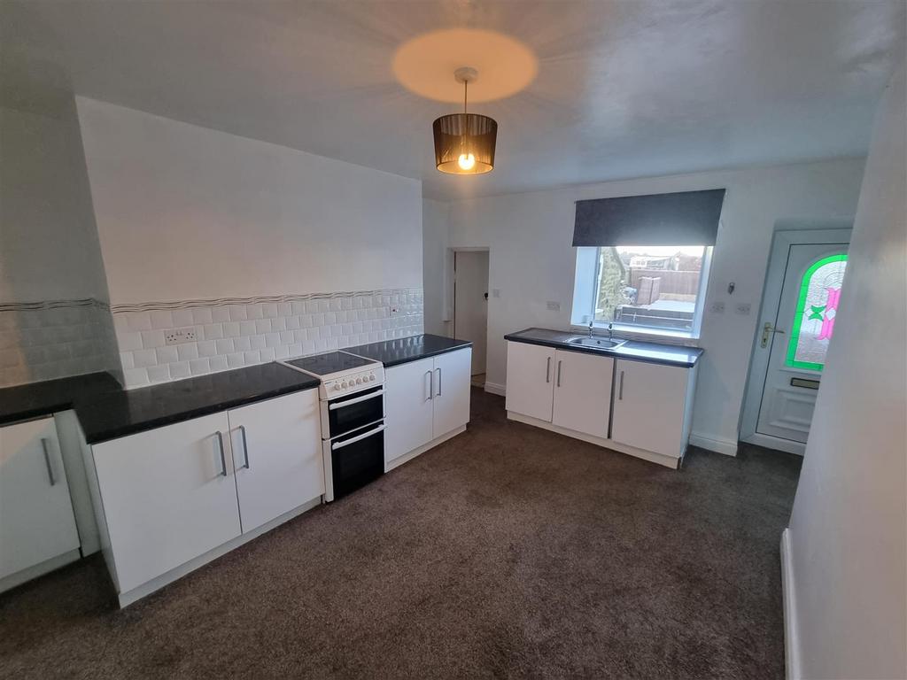 Mount Pleasant, Stanley, Crook 2 bed terraced house £70,000