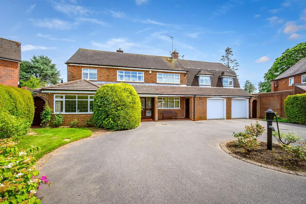 Woodchester Road, Dorridge, Solihull 4 bed detached house £1,100,000