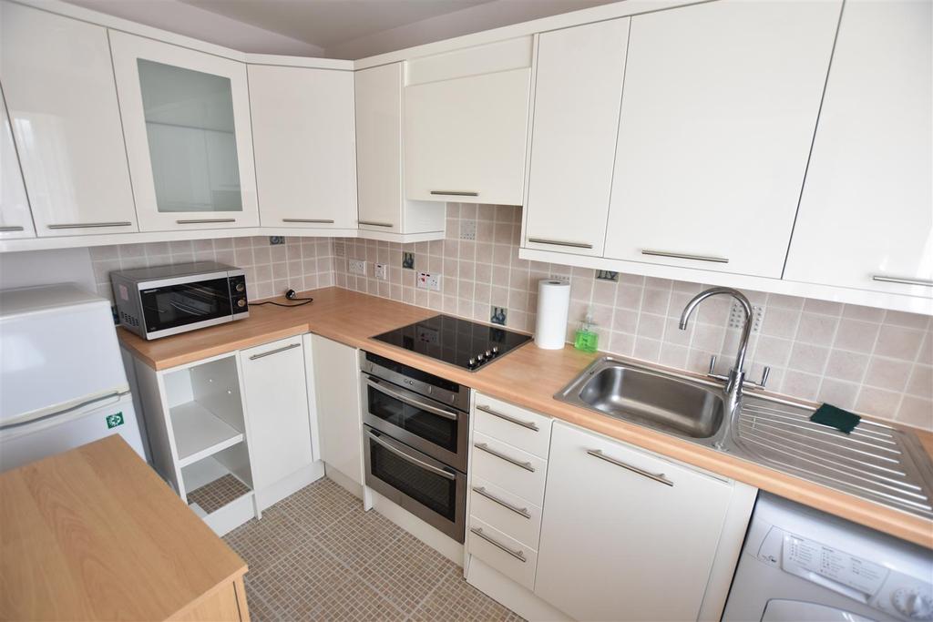 14 Argyle Court, Inverness 1 bed flat £95,000