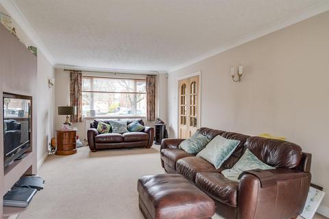 3 Broadfern Road, Knowle, Solihull, B93 9DE