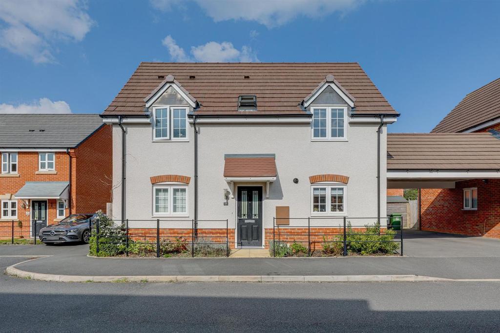 Wootton Close, Knowle, Solihull 3 bed detached house £550,000