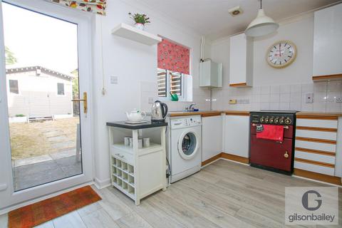 14 Airedale Close, Norwich, NR3 2DB