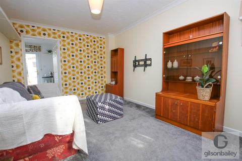 14 Airedale Close, Norwich, NR3 2DB