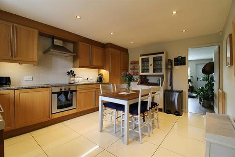 34 Cambridge Drive, Otley, LS21 1DD